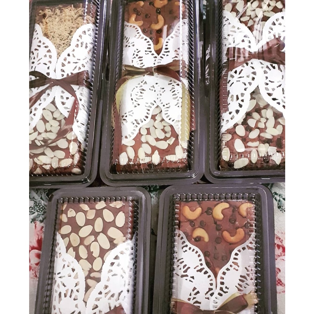 

Brownies Panggang Coklat Mede Keju Almond