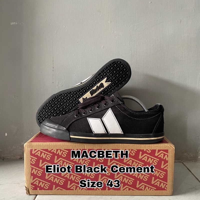 macbeth eliot black cement