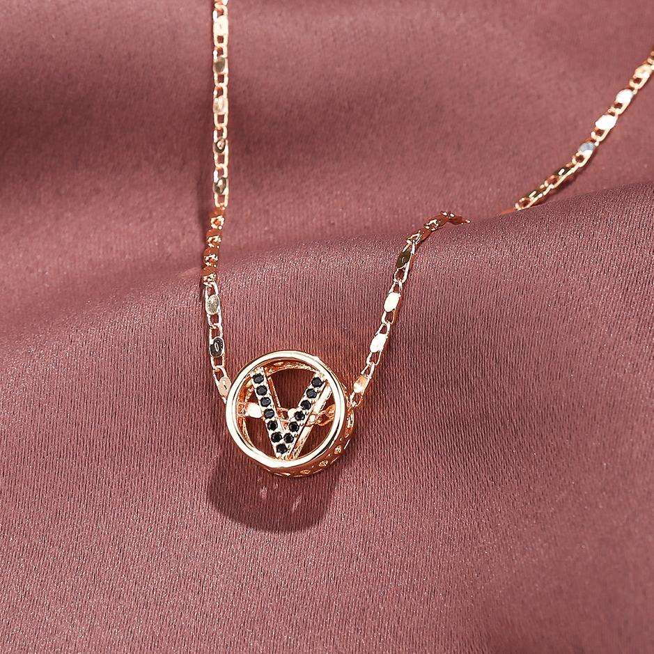 Kalung Emas Inisial Huruf Kalung Huruf Stainless Kalung Huruf Kalung Alfabet Titanium Kalung Huruf M