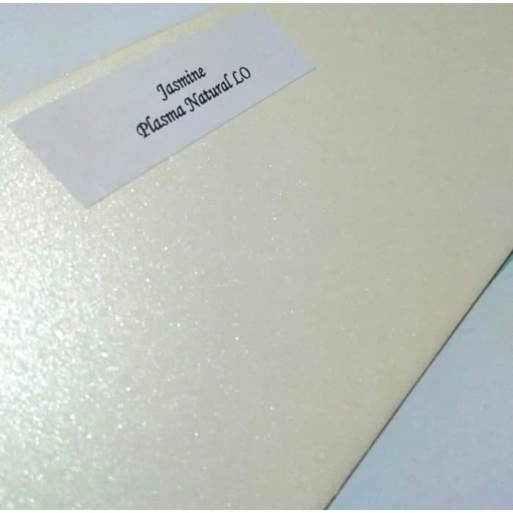 

( 50 Lembar ) Kertas Undangan / Karton Jasmine Natural 200 Gsm Folio 21.5 cm X 33 cm