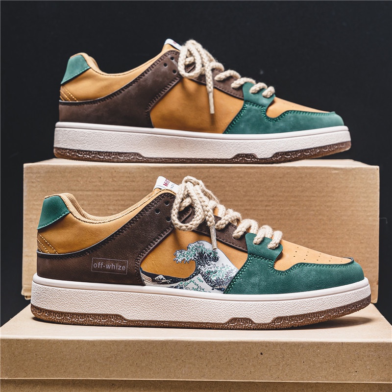 Highland Sepatu Pria Tali Sneakers Terbaru Casual Fashionable Sepatu Travelling Keren KSR114
