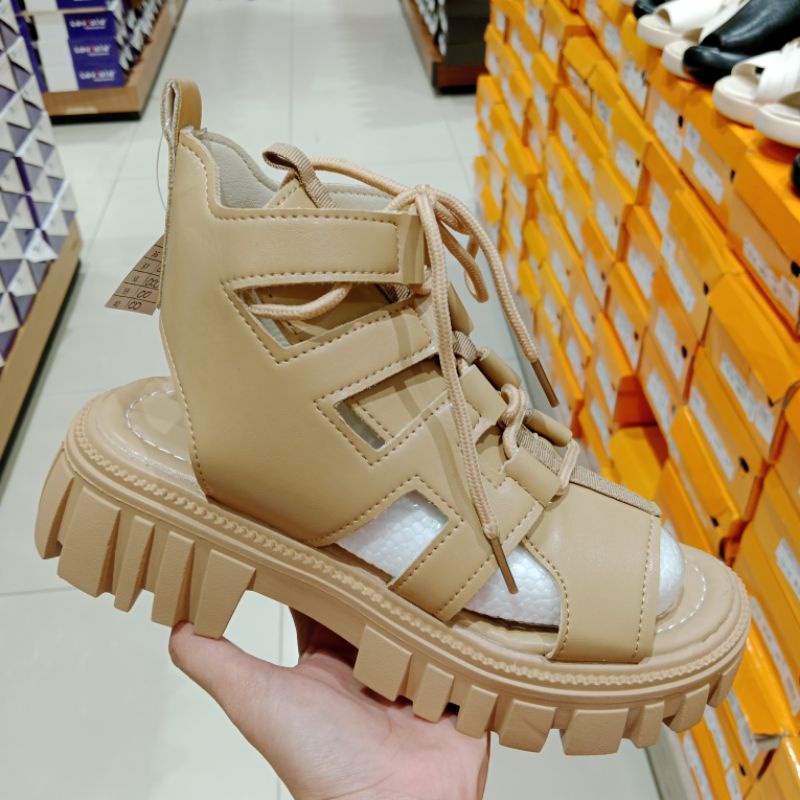 St. moritz Anggel Sepatu Sandal Tali model High