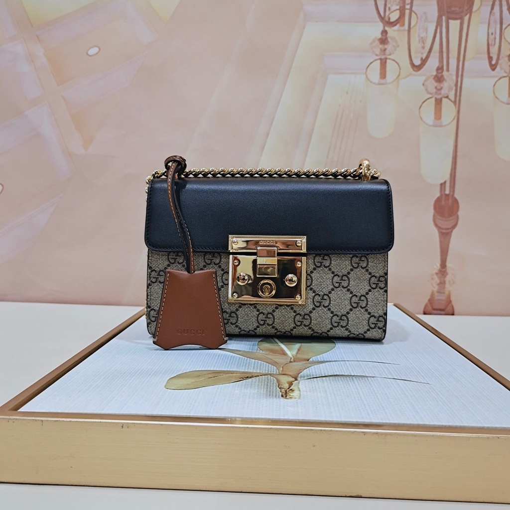GUCCI Padlock GG shoulder bag