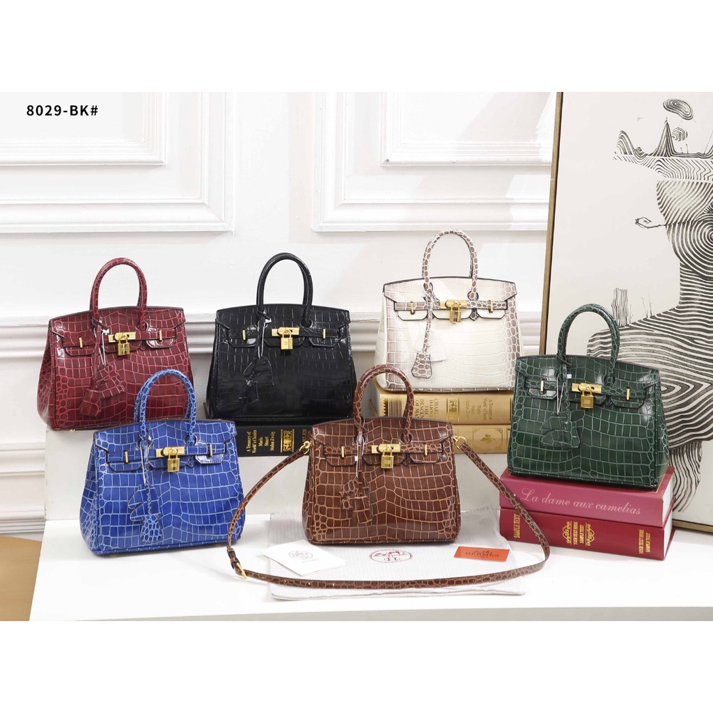 25 Gold Hardware Croco Bag 8029-BK