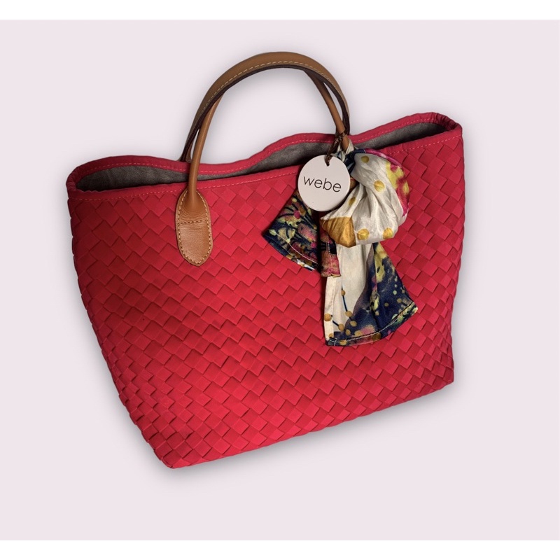 Preloved Webe Pink fanta