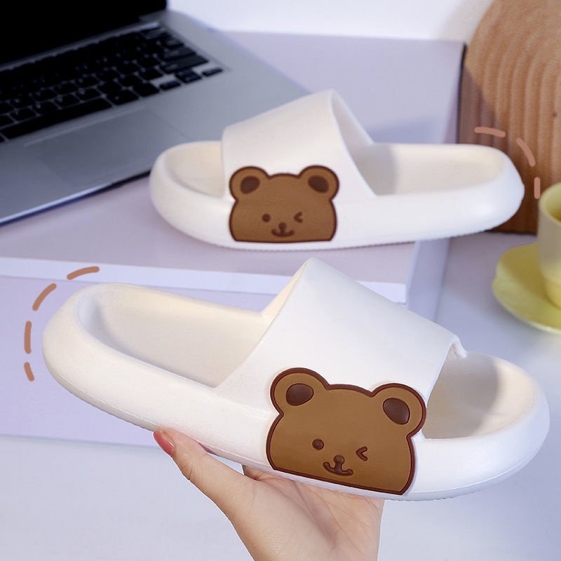 T&amp;Y Sandal Slop Wanita Karet Fashion Karakter Dua Bear Wink 6566 Sendal Tebal Couple Slip On Empuk 2 Beruang Kedip Home Slipper Anti Slip Pria Gaya Korea Murah Import