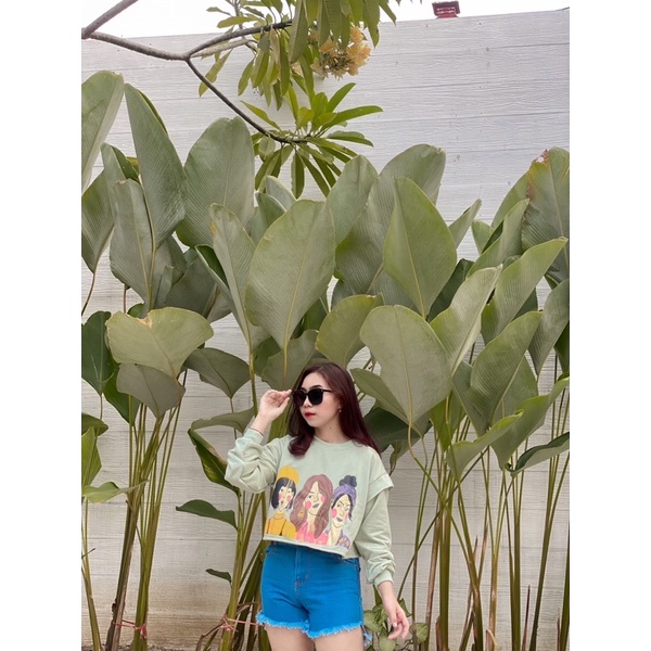 Sweater Crop Melia