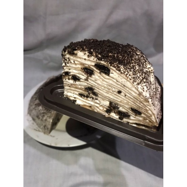 

Mille Crepe Oreo / Crepe Cake Slice Oreo