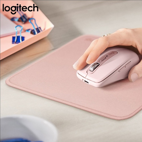 Logitech Mouse Pad Studio Series Polos Anti-Slip