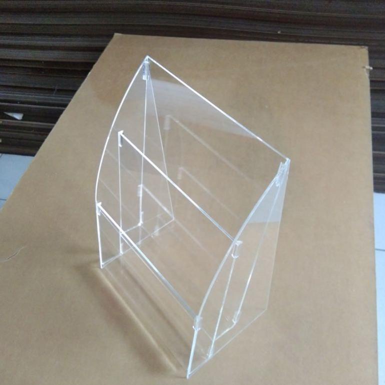 

ACRYLIC TEMPAT BROSUR A5 2SUSUN 2MM TERLARISS...,,,,,