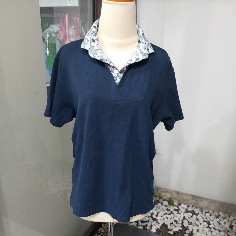 Kaos polo wanita kerah batik LENORAS