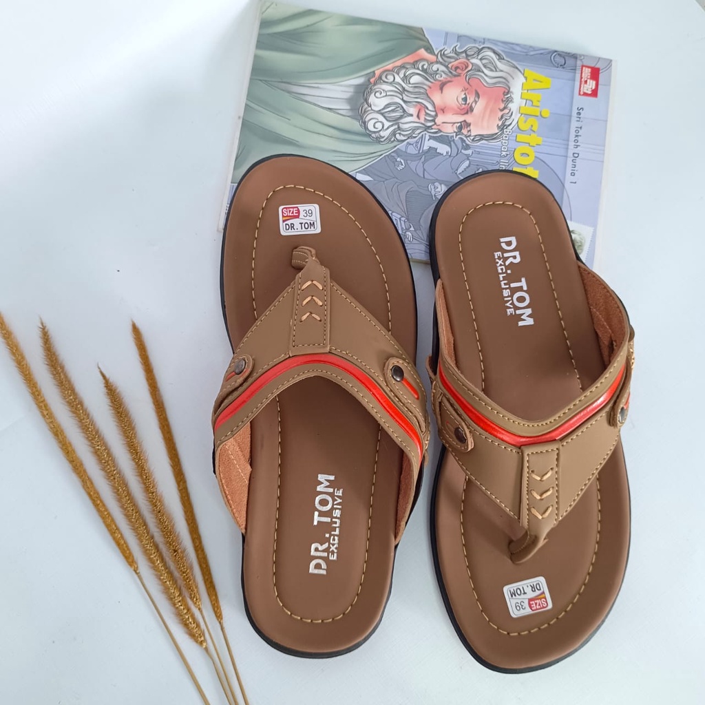 DR. TOm Sandal Pria Kasual Kulit Import Terlaris kode dr 02