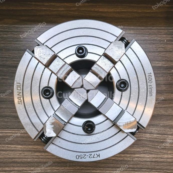 CHUCK BUBUT 10IN KAKI 4 CLAW BUBUT 4 JAW CATOK KEPALA BUBUT 10INCHI selalu promo