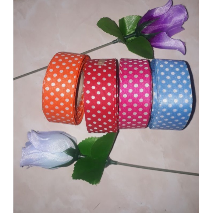

Pita satin Polkadot