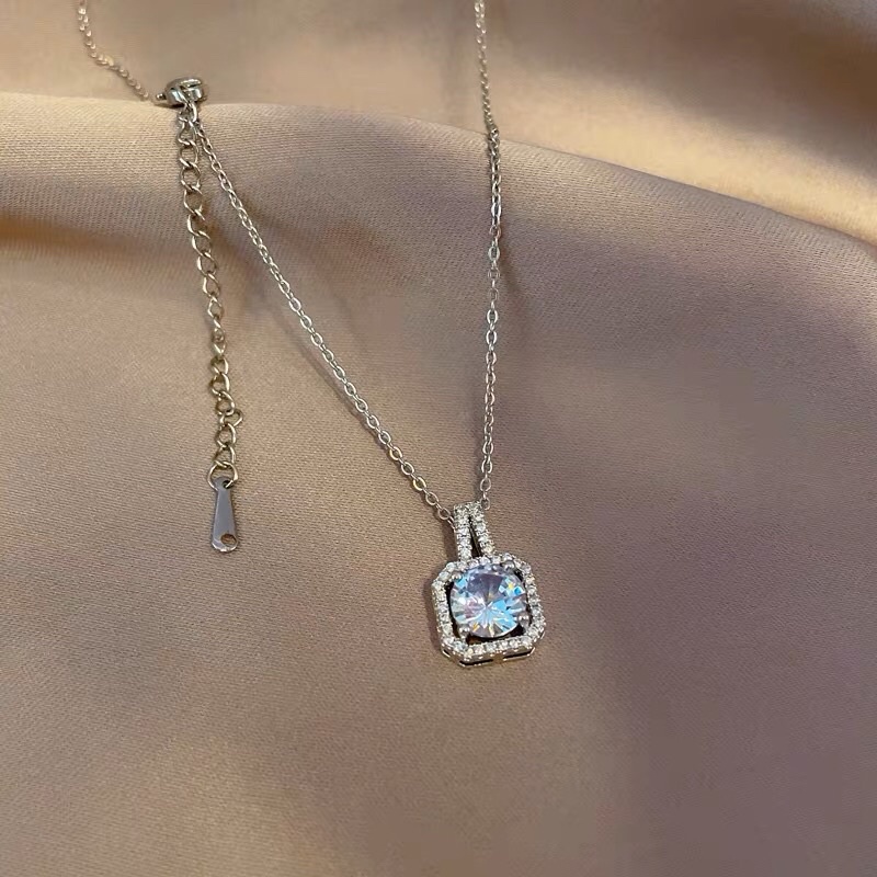 Kalung Titanium Silver Diamond Mewah Korea Elegant Fashion Style