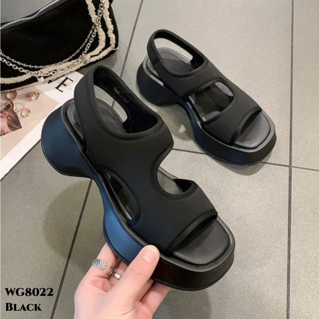 WYN WEDGES SANDALS FASHION KOREA MODEL SANTAI COCOK BUAT JALAN2 WG8022