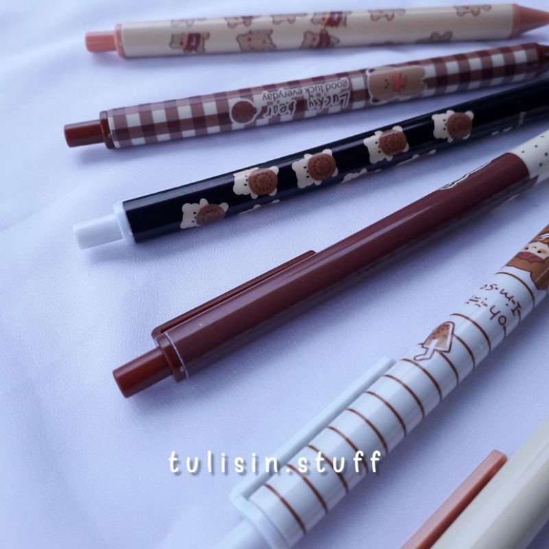 

Retractable Pen Brown