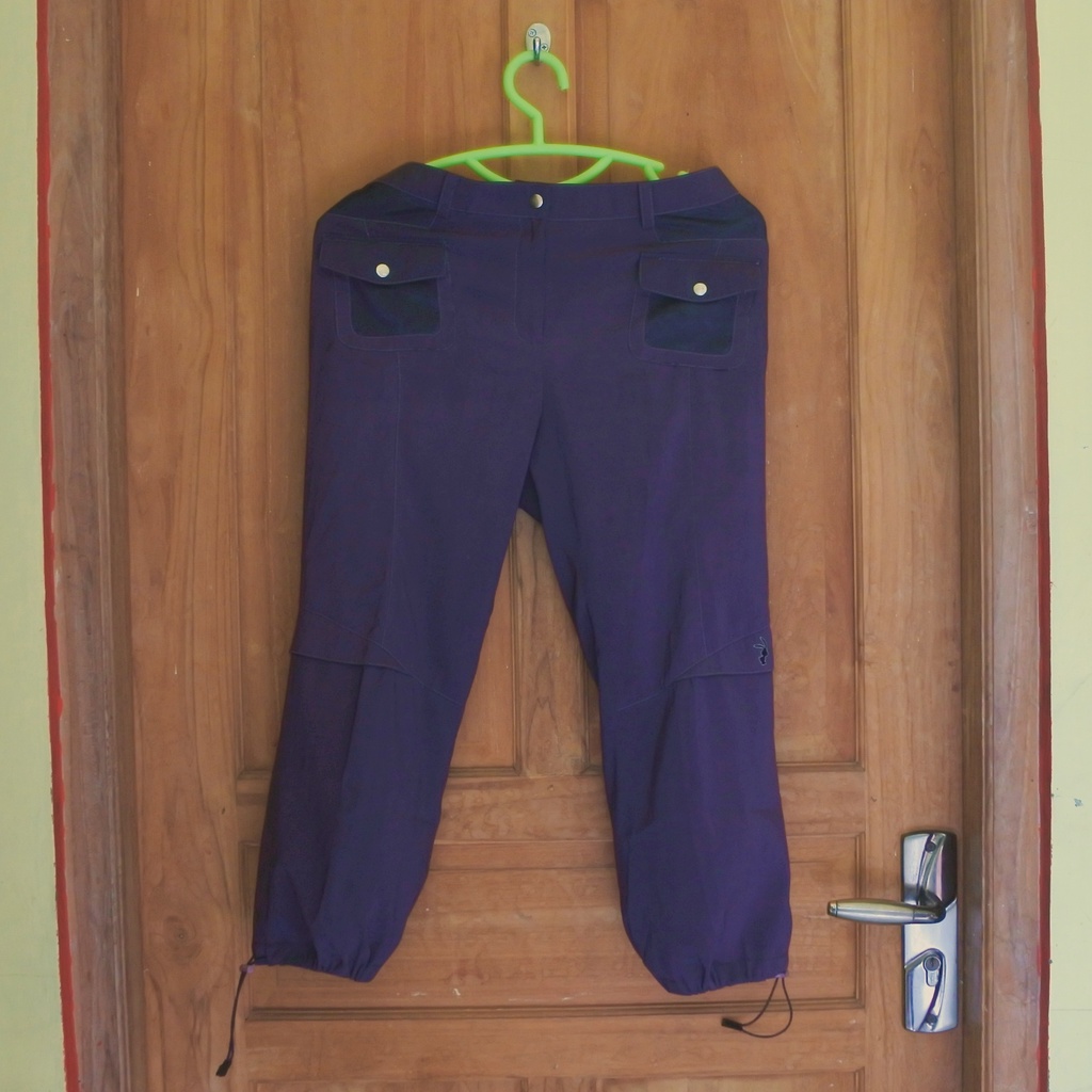 Celana Cargo Jogger Navy Preloved With Details
