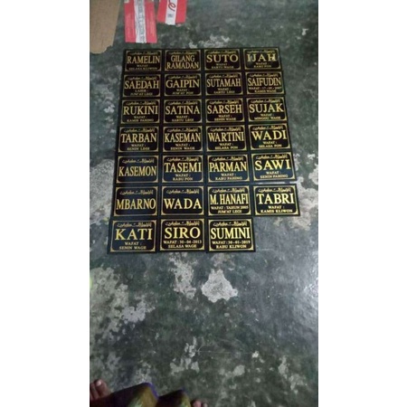 

papan nama nisan