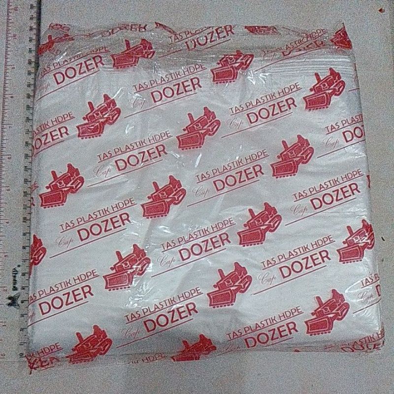 kantong kresek bening/tas plastik HDPE cap Dozer Merah ukuran 24