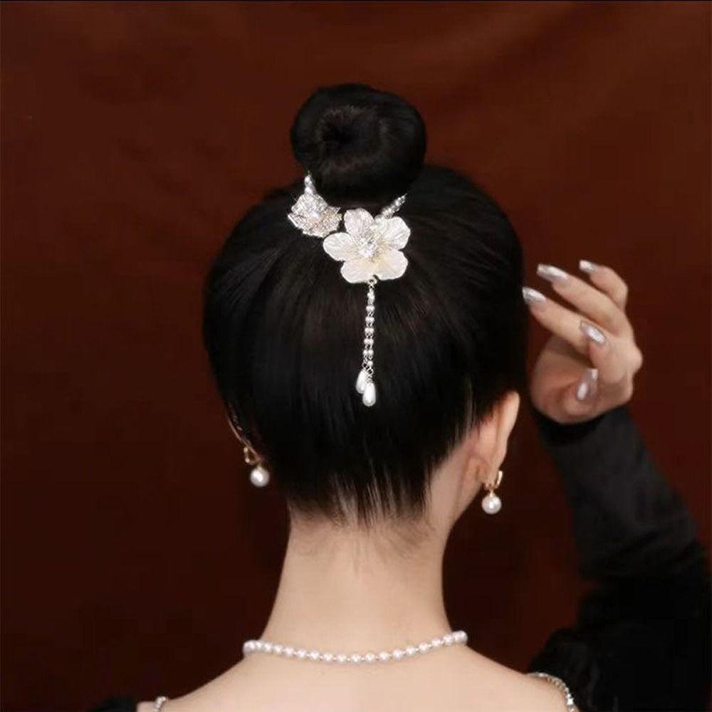 Mxbeauty Wanita Klip Rambut Manis Indah Halus Mutiara Hiasan Kepala Bulang Ponytail Holder Berlian Imitasi Alloy Camellia Horsetail Buckle