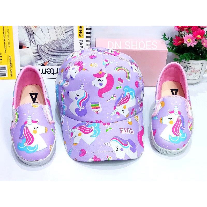 Paket Sepatu Anak Perempuan Paket Sepatu dan Topi anak Perempuan Paket Slip on dan Topi Anak Lucu Murah Karakter Unicorn Ungu Cute