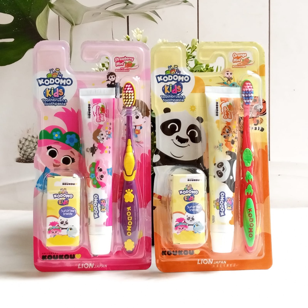 Kodomo Kids 2in1 Sikat Gigi+Pasta Gigi StarwberryMint/Orange Mint