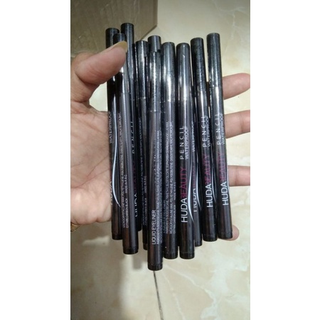 Huda Beauty Eyeliner