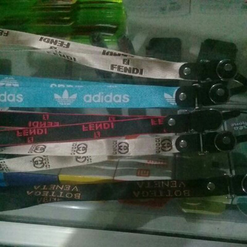 

Gantungan Handphone + ID card