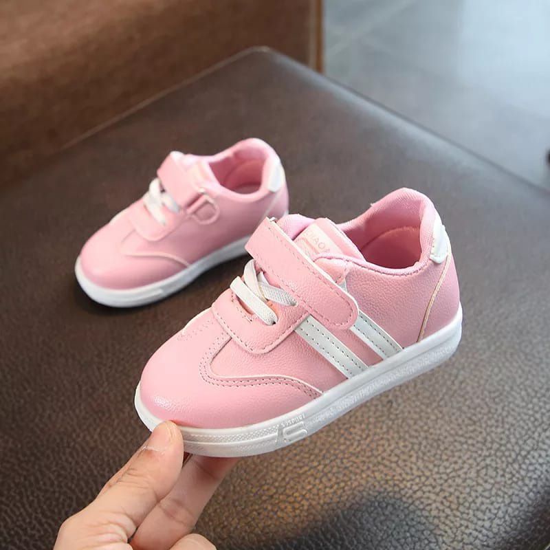 Cuci Gudang A06 Sepatu Sneakers Anak Laki - Laki Perempuan Simpel Model STRIP