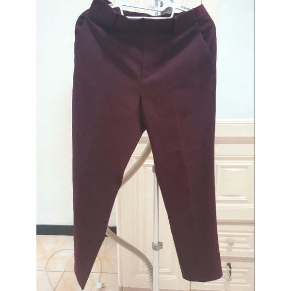 Uniqlo, pants maroon
