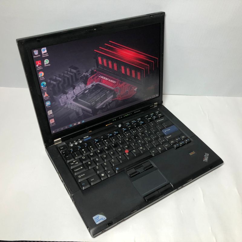 Laptop Lenovo Thinkpad T400 Cpu 2,4Ghz Ram 4GB SSD 256GB /500GB Windows 10 Mulus