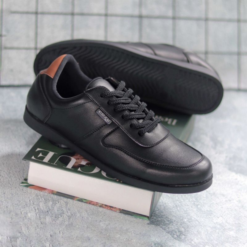 TERBARU Sepatu Formal Pria Hitam Kasual Casual Kulit PU Antislip Original Kets Kerja Kuliah