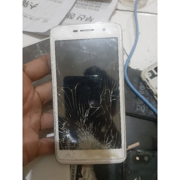 vivo y21 nyala normal