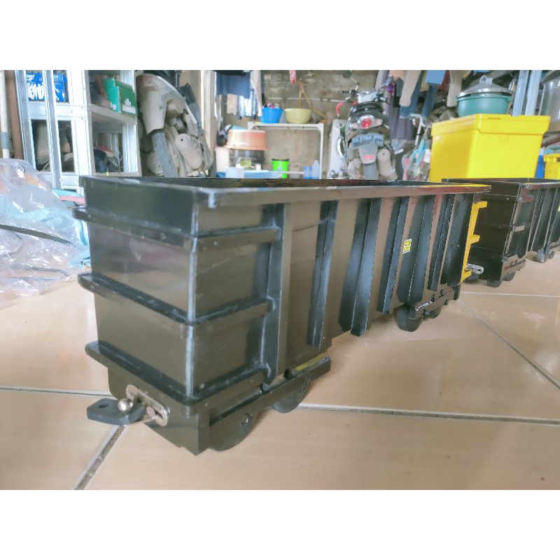 MINIATUR GERBONG KERETA API