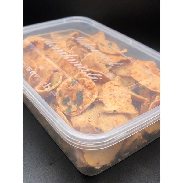

Basreng bulat pedas daun jeruk