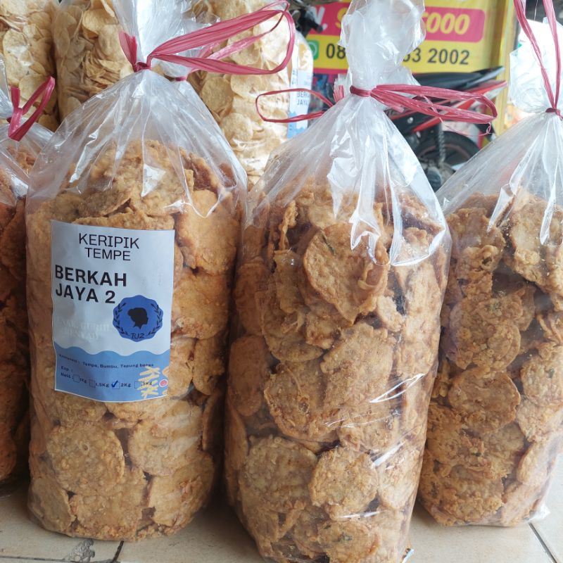 

KRIPIK TEMPE BANDUNG DAUN JERUK 500g / TEMPE BANDUNG PEDAS MANIS / TEMPE BANDUNG ORIGINAL