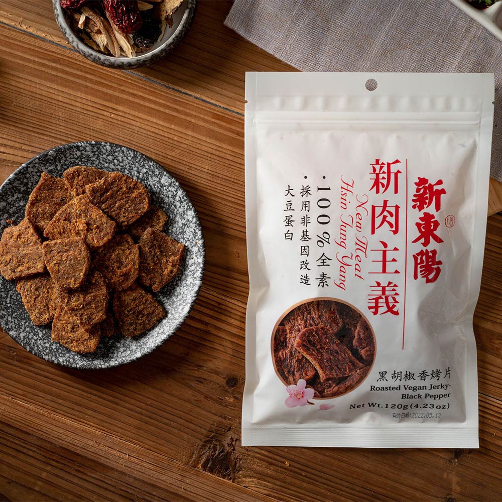 

Hsin Tung Yang Taiwan Vegetarian Meat Jerky Original / Black Pepper / Honey Sauce Dendeng HALAL 120gr