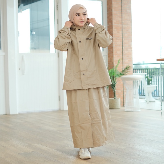 KANZEIN JAS HUJAN SETELAN JAKET ROK WANITA CEWE LENTUR AWET ANTI AIR BY KANZEIN