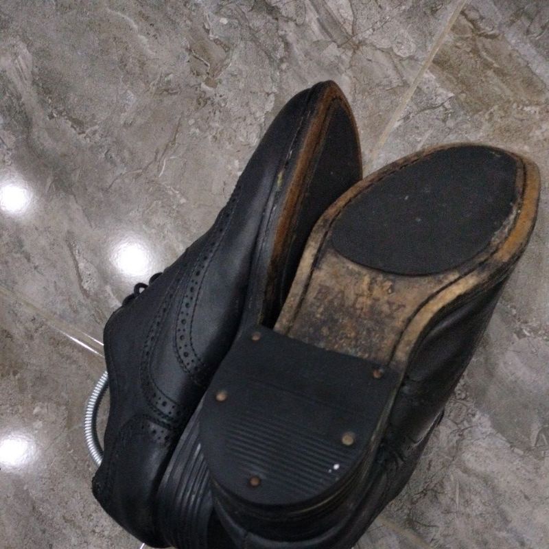 SEPATU BALLY JAPAN