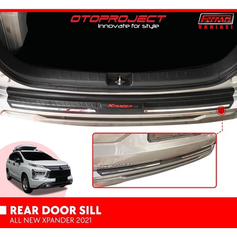 sill plate belakang mobil Xpander 2022 Ferrari variasi