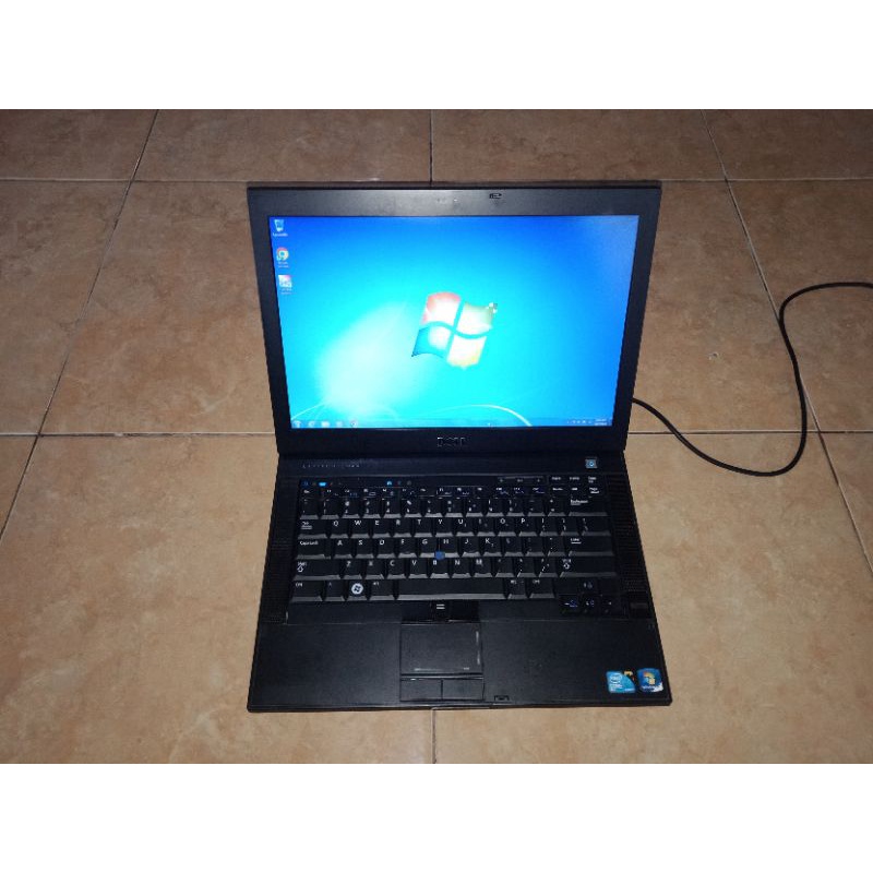 Dell E6400 c2d P8700 Ram 4 gb - Hdd 500 gb