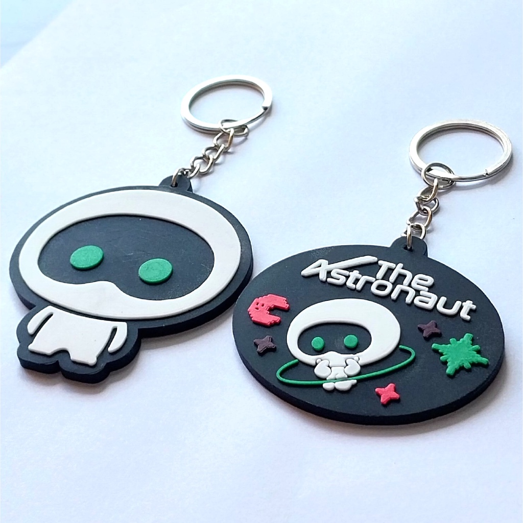 WOOTTEO KEYCHAIN THE ASTRONAUT SEOKJIN GANTUNGAN KUNCI RUBBER UN OFFICIAL