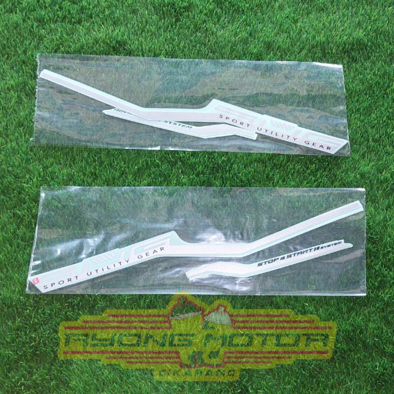 Striping Yamaha Gear 125 S Version 2022 Silver Ori