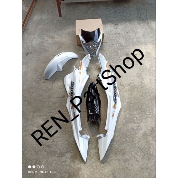 PAKET HEMAT cover body satria fu 150 new Facelift fl custom putih + stripping
