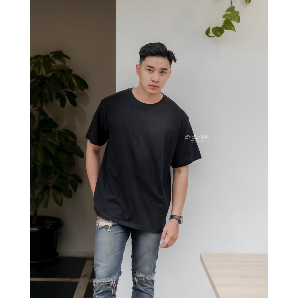 Osaka Oversized Tshirt In Black - Kaos Oversize Pria dan Wanita Hitam - Blank Apparel