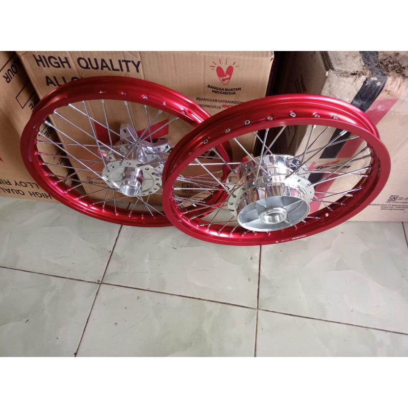 velg jari jari Honda CBR new 150 r tahun 2018 ring 17 v  Rossi