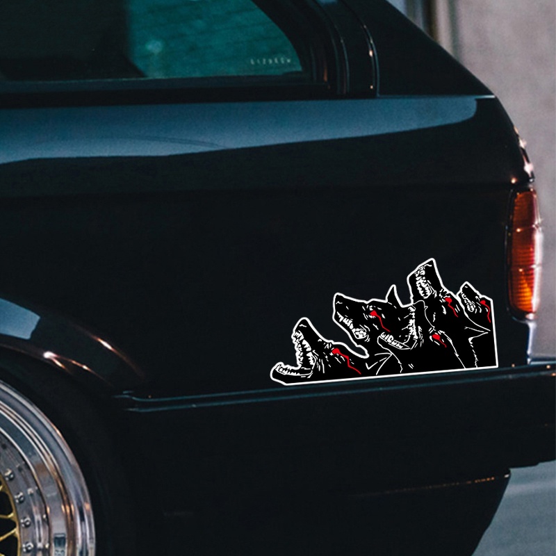 Anjing-anjing Neraka yang Kejam Stiker Reflektif Stiker Modifikasi Mobil Sakit Sepeda Motor Mobil Kaca Mobil Jendela Kaca Depan Bumper Bodi Menghias Decal untuk Toyota Supra Tomica Rush Kaos AE86 Avanza Calya Sienta Agya Yaris Soluna Camry Fortuner Alphar