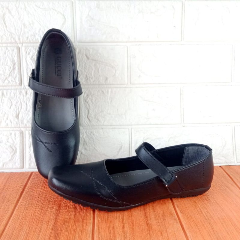 Guci Po2 Hitam Sepatu Pantofel Wanita Sekolah Paskibraka Size 37-41