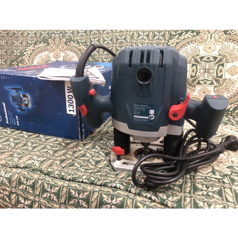 MESIN TRIMMER BOSCH GOF 130